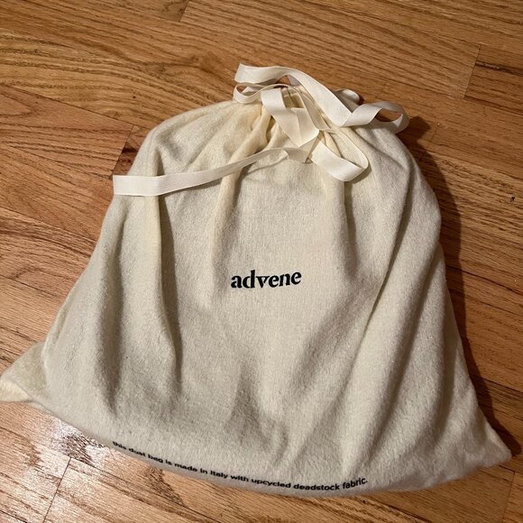 Advene Duet Crossbody - Picture 6 of 6